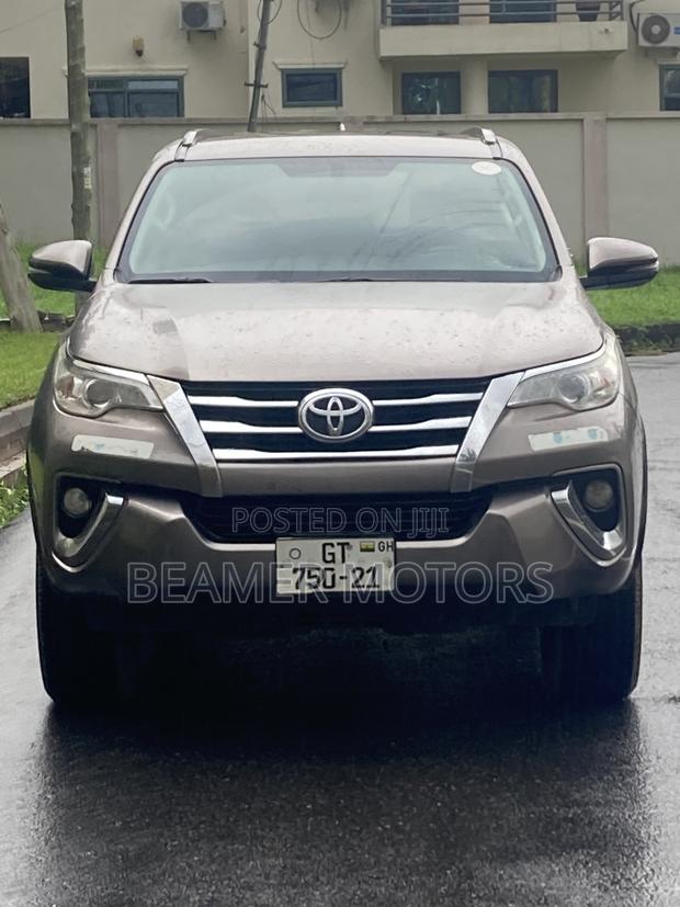 Toyota Fortuner 2.7 RWD 2021 Brown
