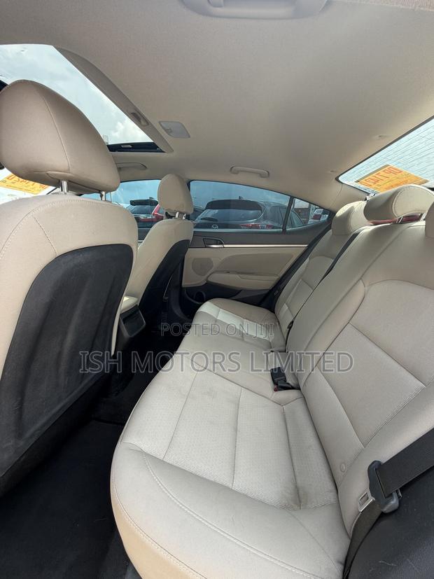 Hyundai Elantra Limited 2018 Black
