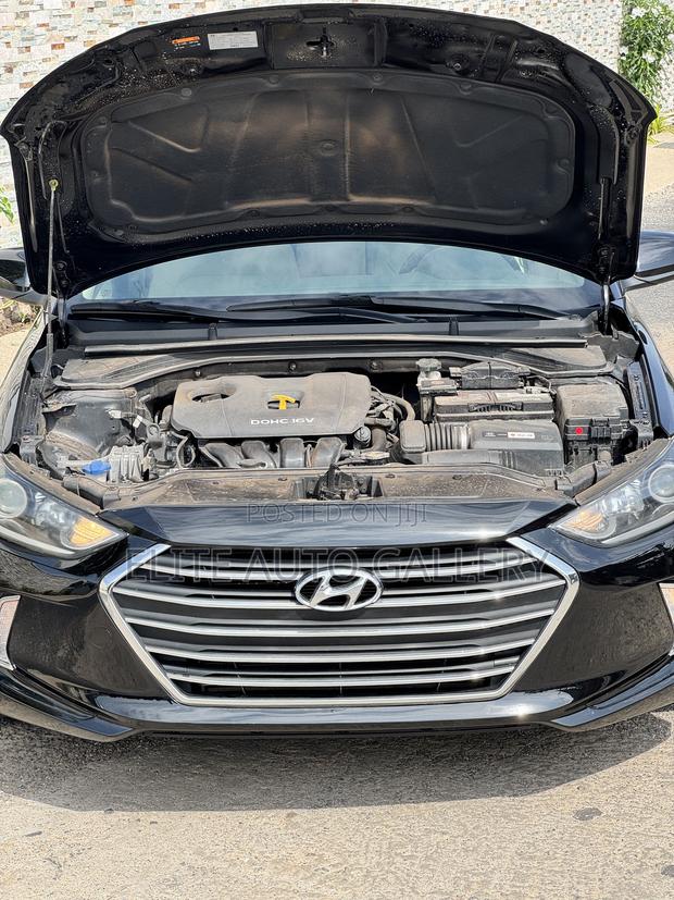 Hyundai Elantra Value Edition 2018 Black