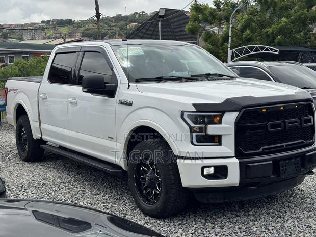 Ford F-150 XL 4x4 SuperCab Styleside 8 ft. box 163 in. WB 2017