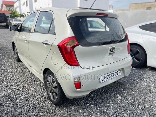 Kia Morning 2015 Ivory