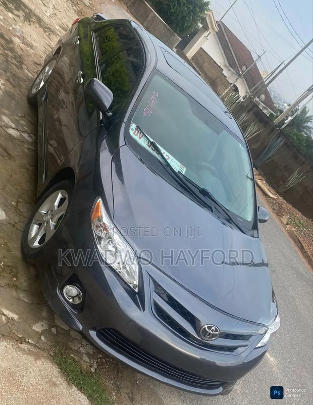 Toyota Corolla 2013 Silver
