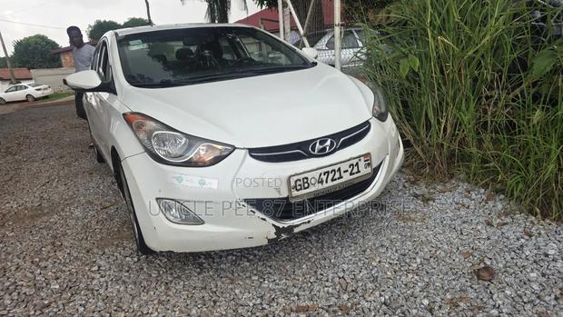 Hyundai Elantra 2014 White