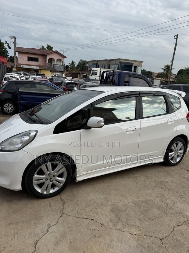Honda Fit Sport Automatic 2012 White