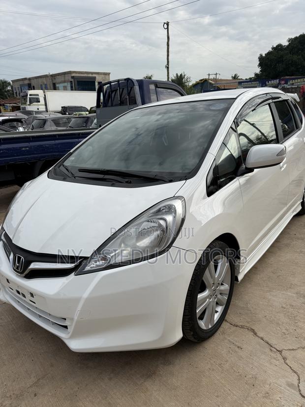 Honda Fit Sport Automatic 2012 White