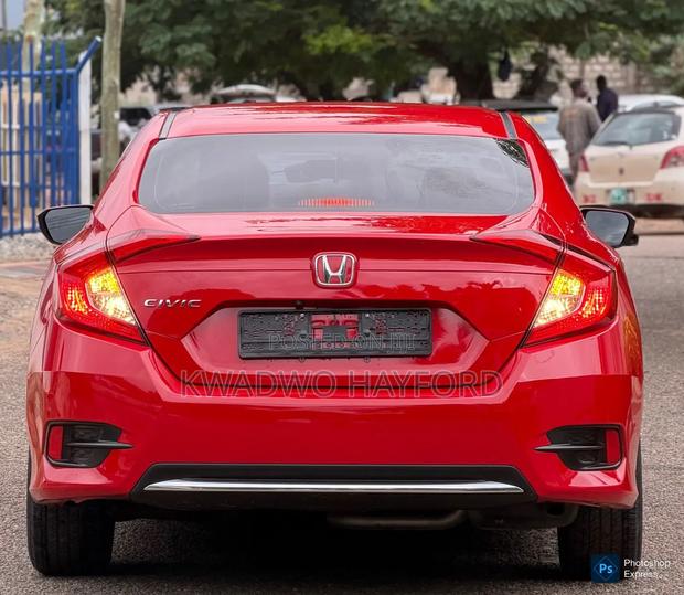 Honda Civic 2021 Red