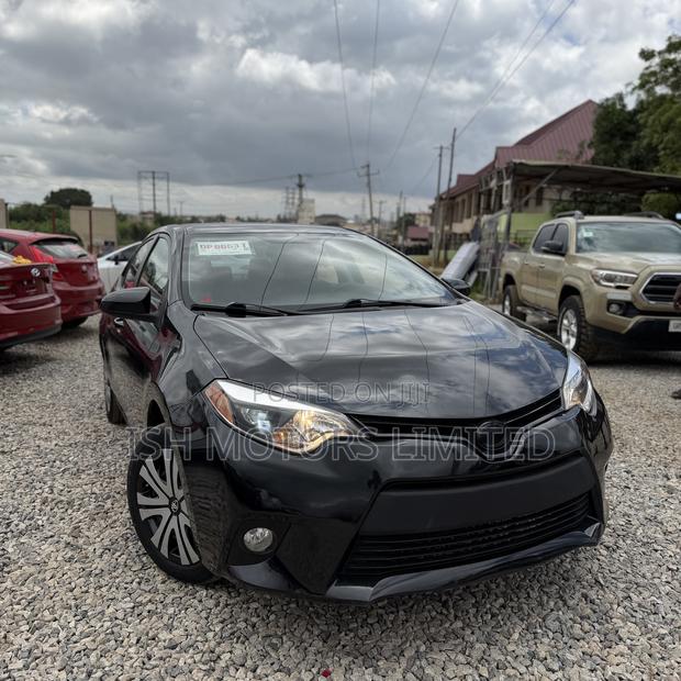 Toyota Corolla LE Eco Plus 4dr Sedan (1.8L 4cyl CVT) 2015 Black