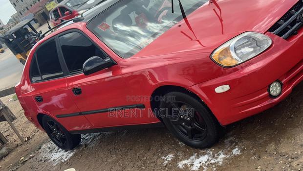 Hyundai Accent 2005 Red