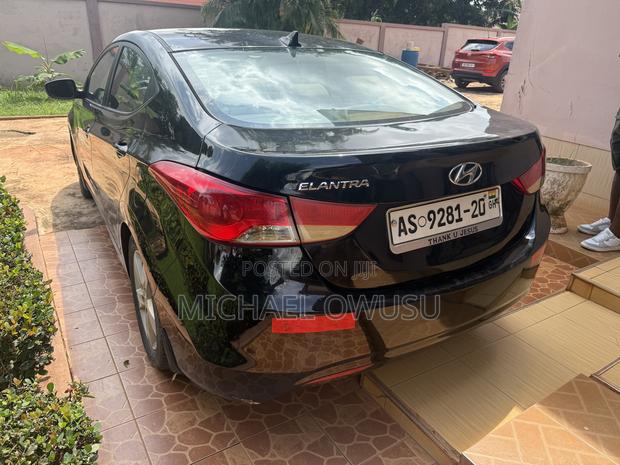 Hyundai Elantra 2013 Black