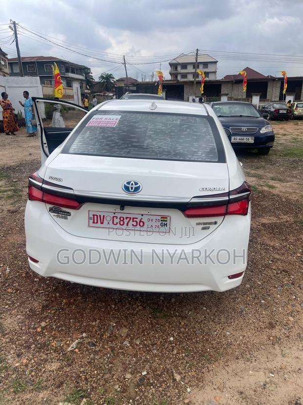 Toyota Corolla SE 2020 White