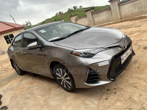 Toyota Corolla S 4dr Sedan (1.8L 4cyl CVT) 2015 Gray
