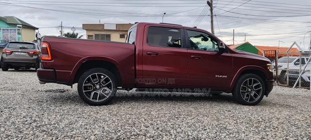 RAM 1500 2019 Burgundy
