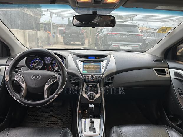 Hyundai Elantra 2013 Gray
