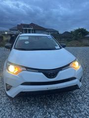 Toyota RAV4 2018 White for sale