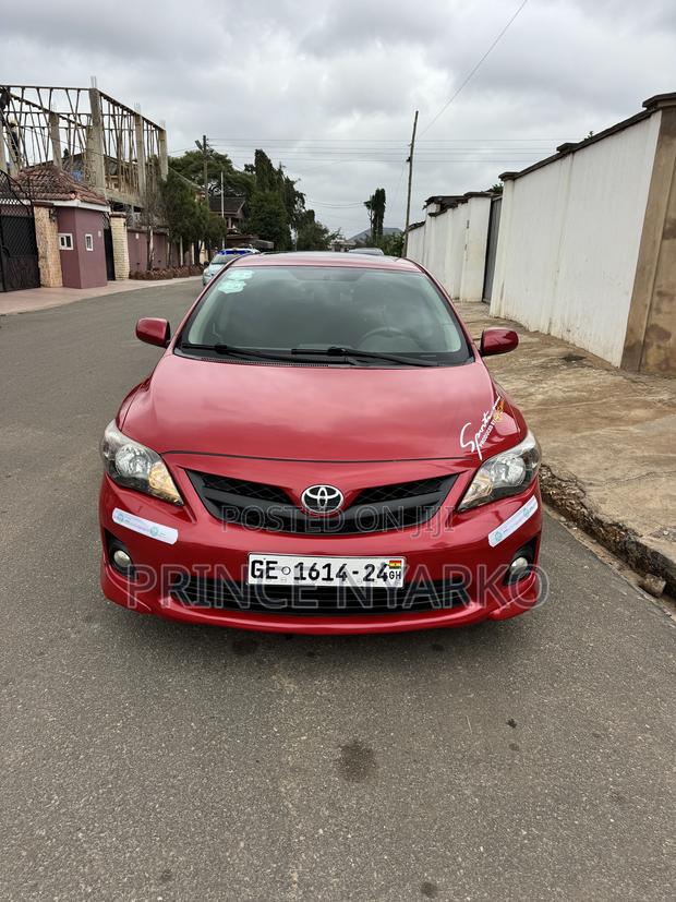 Toyota Corolla S 4dr Sedan (1.8L 4cyl 4A) 2013 Red
