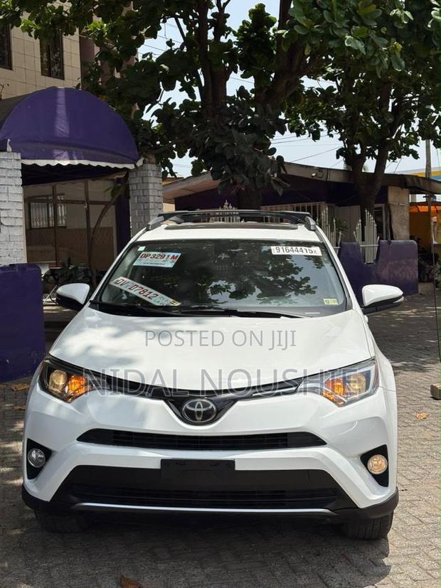 Toyota RAV4 2018 White
