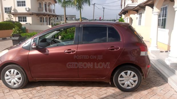 Toyota Vitz 2010 Brown