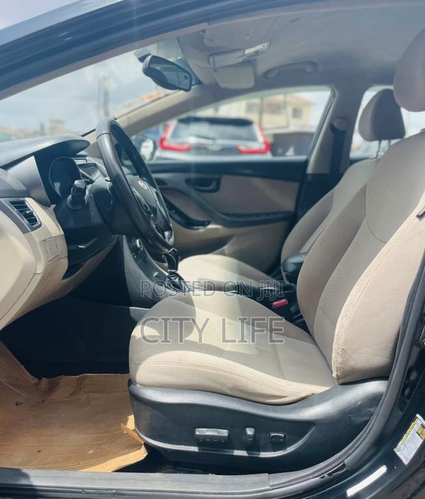 Hyundai Elantra Limited 4dr Sedan (1.8L 4cyl 6A) 2014 Black