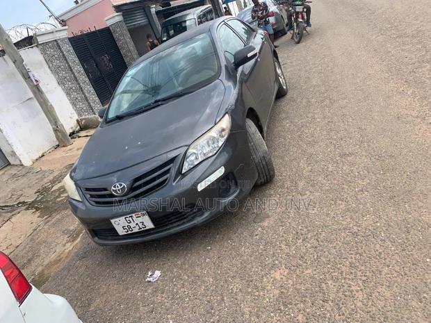 Toyota Corolla 2012 Gray