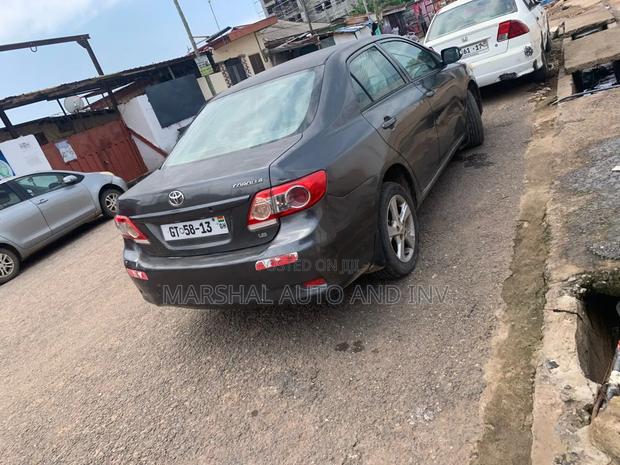 Toyota Corolla 2012 Gray