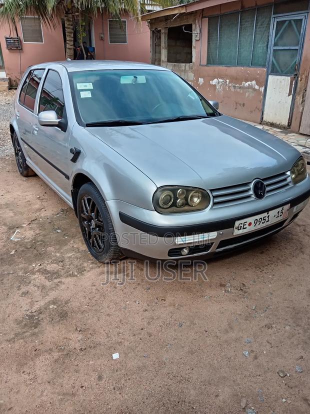Volkswagen Golf 2004 Silver