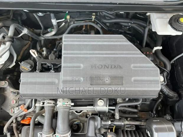 Honda CR-V 2021 White