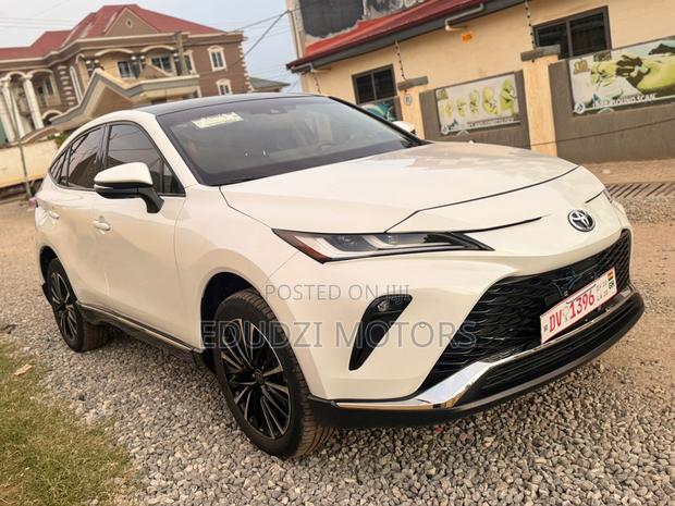 Toyota Venza Limited 2022 White