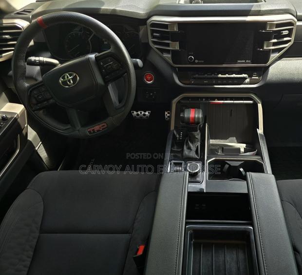Toyota Tundra SR Double Cab 6.5' Bed 2024 Black