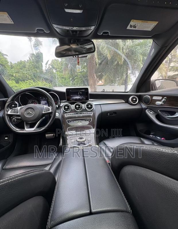 Mercedes-Benz C300 Sport 4Matic Sedan AWD (2.0L 4cyl 7A) 2017 White