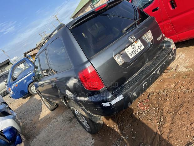 Honda Pilot 2006 Gray