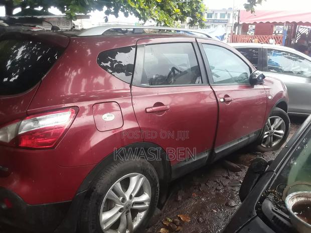 Nissan Qashqai 2008 Brown