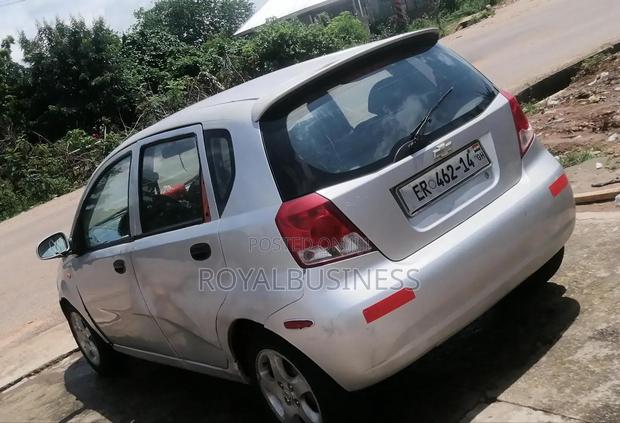 Chevrolet Aveo 2012 Silver