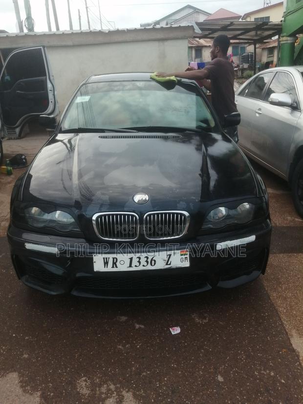 BMW 320i 2005 Black