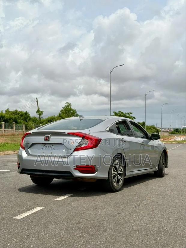 Honda Civic 2016 Silver