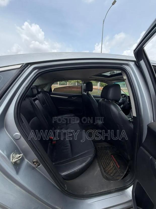 Honda Civic 2016 Silver
