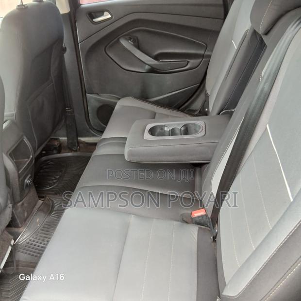 Ford Escape SE 4dr SUV (1.6L 4cyl Turbo 6A) 2015 Gray