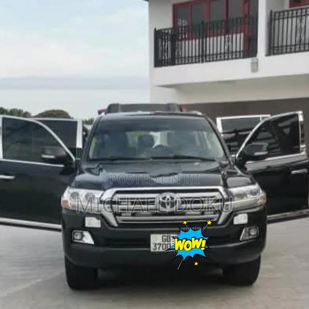 Toyota Land Cruiser 2021 Black