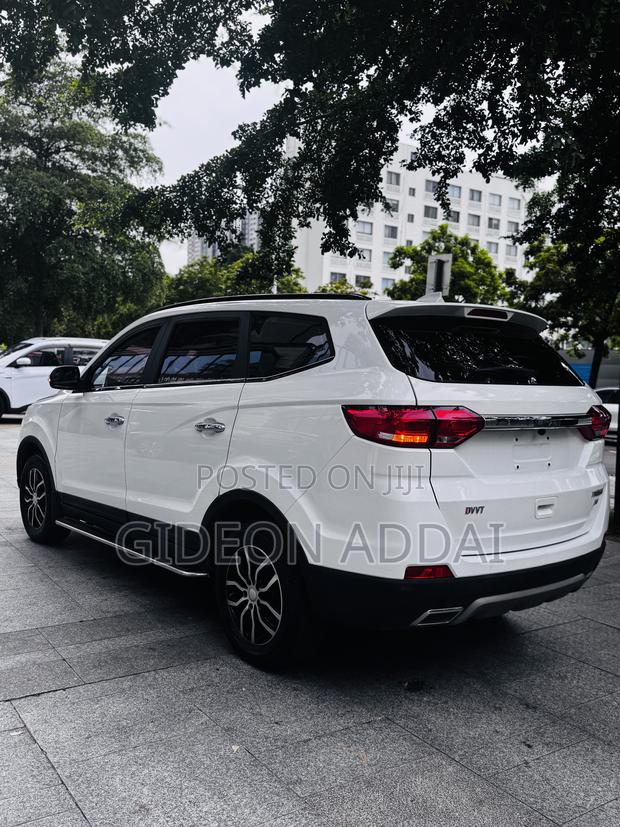 Lifan 530 1.5 2016 White