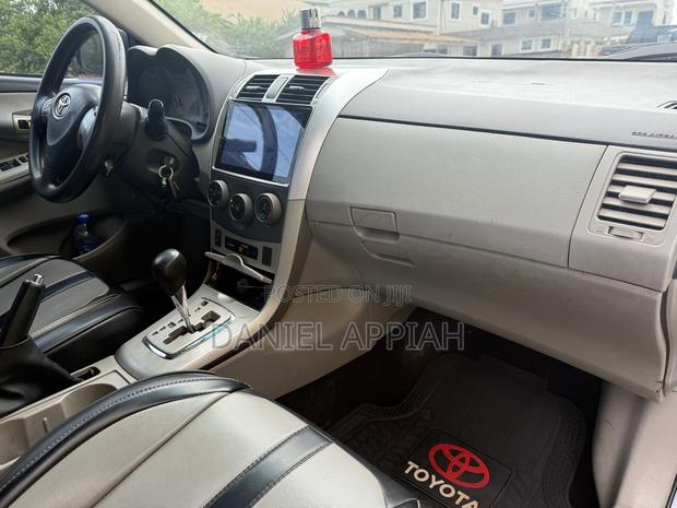 Toyota Corolla 2013 Gray