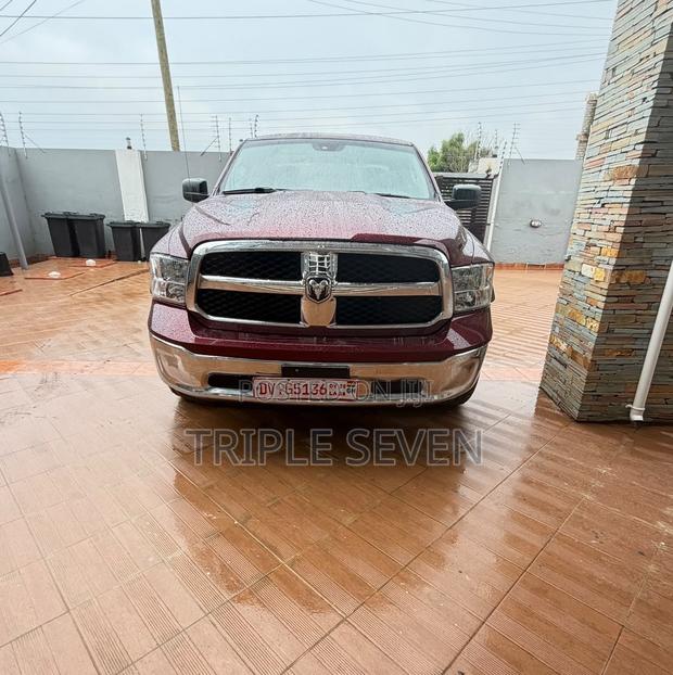 RAM 1500 Classic 2024 Burgundy