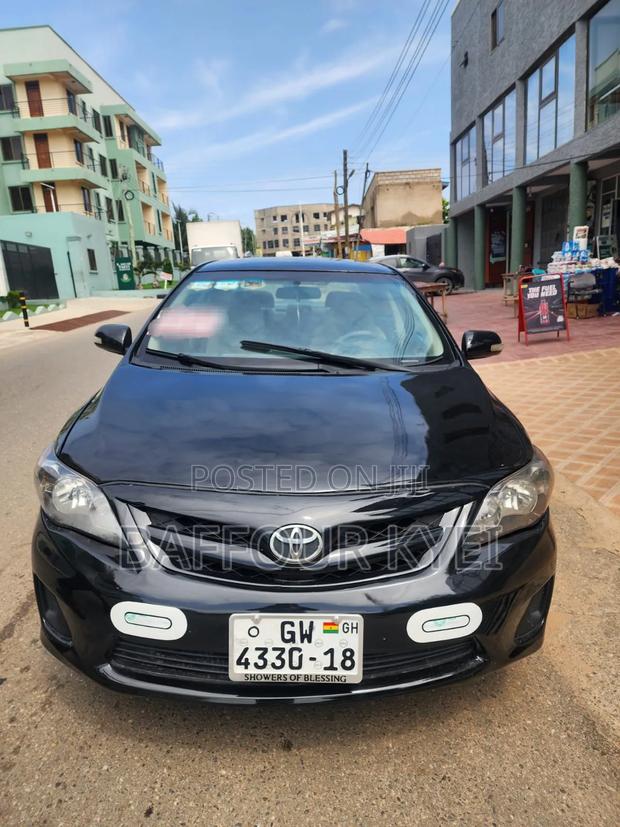 Toyota Corolla LE 4dr Sedan (1.8L 4cyl 4A) 2012 Black