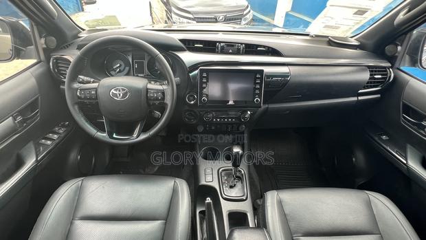Toyota Hilux Revo Smart Cab Deisel 2.8 RWD 2022 Green