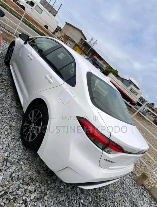 Toyota Corolla 2020 White