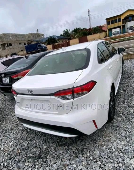 Toyota Corolla 2020 White