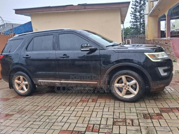 Ford Explorer 2017 Black