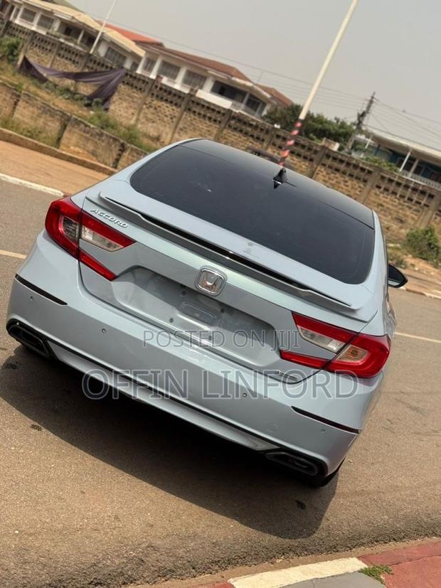 Honda Accord Sport (2.0L 4cyl Turbo 10A) 2019 Off white