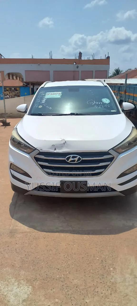 Hyundai Tucson 2017 White
