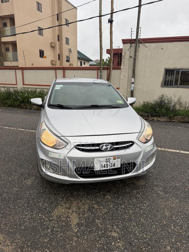 Hyundai Accent SE Sedan 2016 Silver