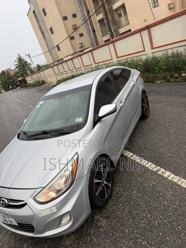 Hyundai Accent SE Sedan 2016 Silver