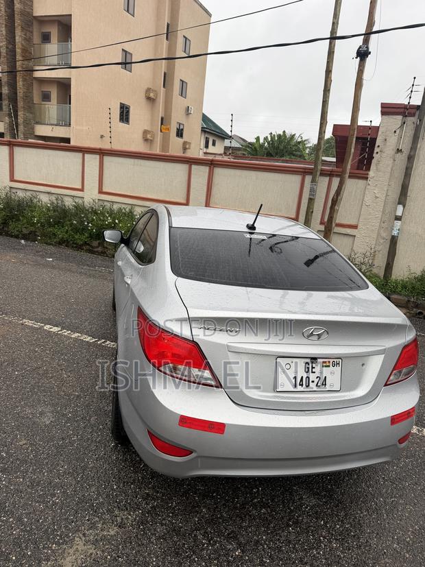Hyundai Accent SE Sedan 2016 Silver